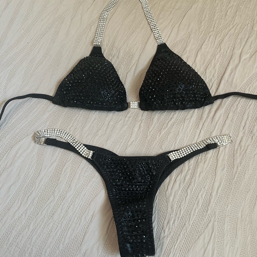 Black NPC / OCB Competition Bikini